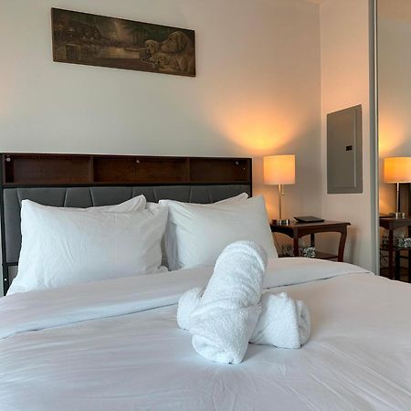 Rivetstays - The Yonge โตรอนโต ภายนอก รูปภาพ