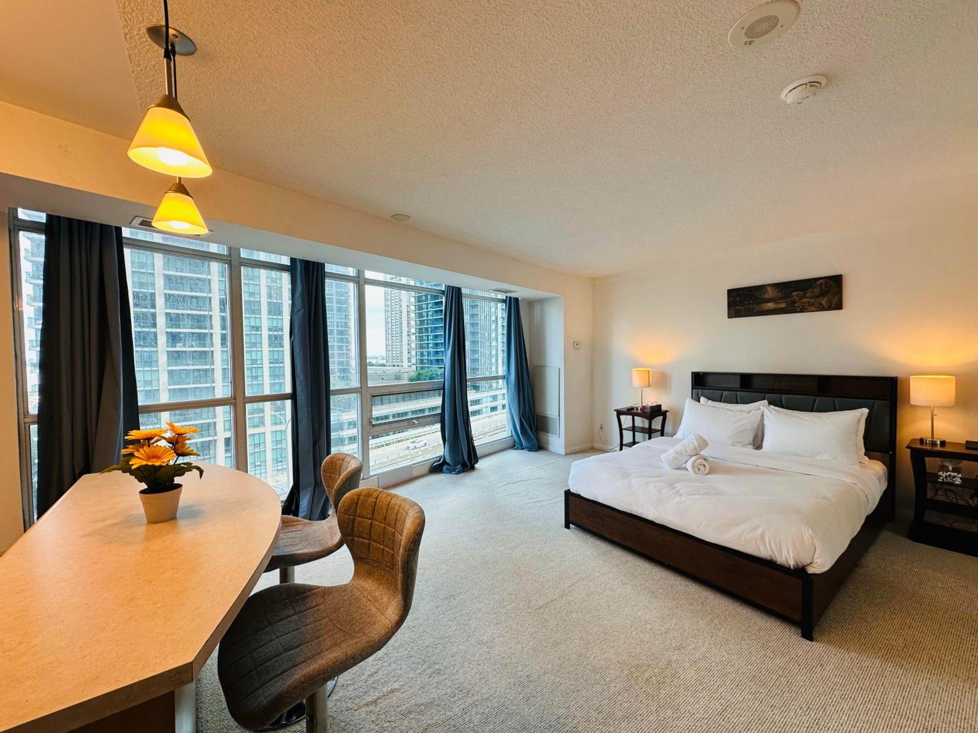 Rivetstays - The Yonge โตรอนโต ภายนอก รูปภาพ