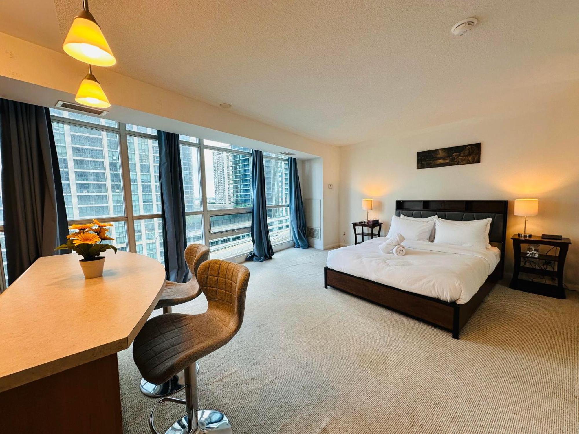 Rivetstays - The Yonge โตรอนโต ภายนอก รูปภาพ