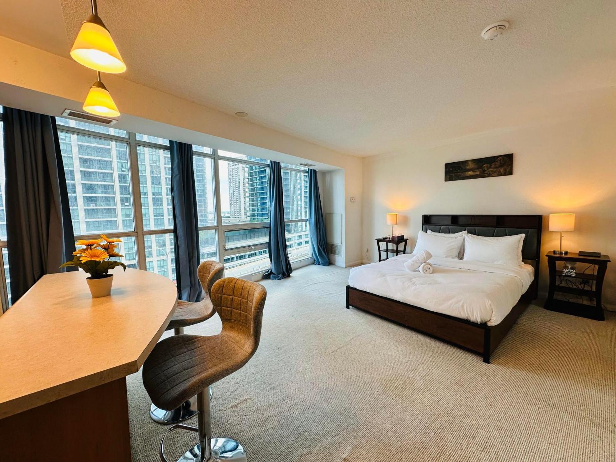 Rivetstays - The Yonge โตรอนโต ภายนอก รูปภาพ