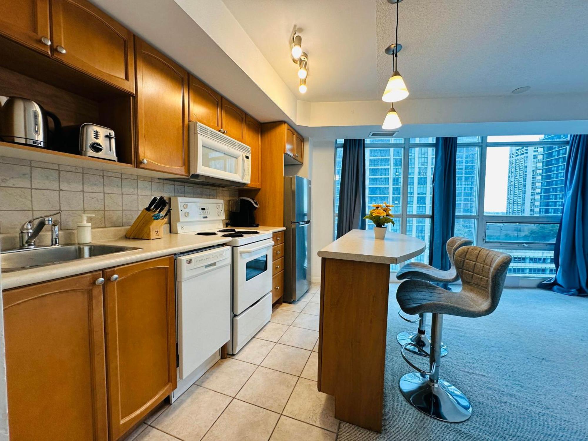 Rivetstays - The Yonge โตรอนโต ภายนอก รูปภาพ